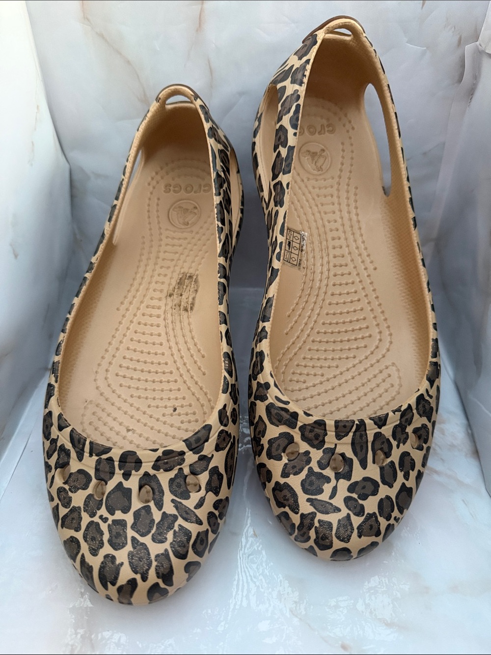 Crocs Kadee Leopard Cheetah Print Ballet Flats Womens Size 8